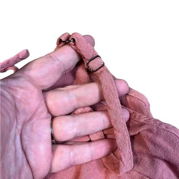 torrid pink tank top 100% rayon with adjustable straps size 1 beach summer - Picture 8 of 9